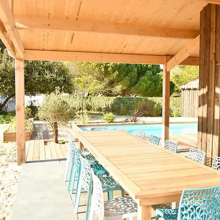 Dune, Avec Piscine Et / Proche Villa